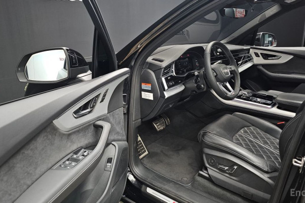 2023 Audi Q7 с пробегом 34 978 км