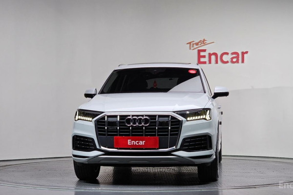 2021 Audi Q7 с пробегом 52 082 км