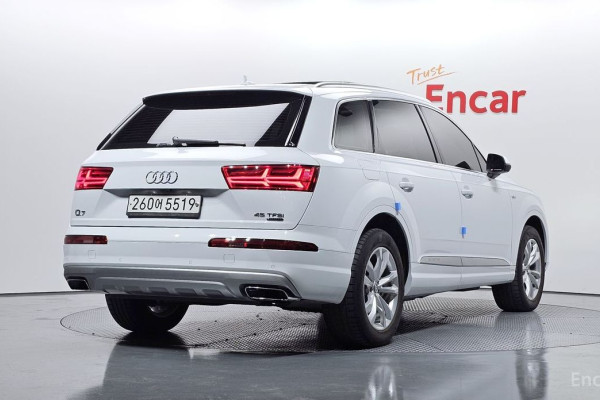 2019 Audi Q7 с пробегом 66 407 км