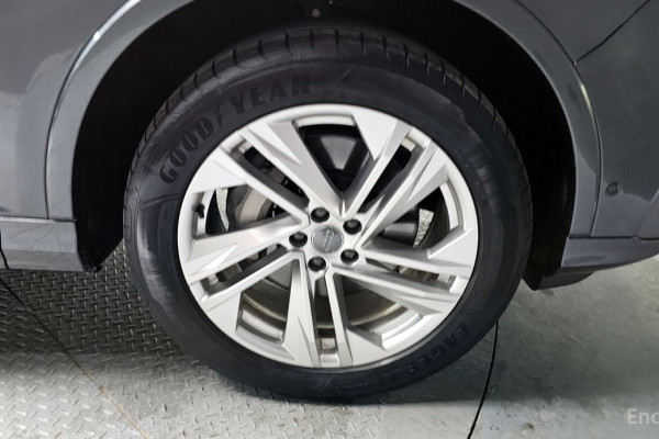 2021 Audi Q7 с пробегом 34 099 км