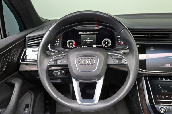 2021 Audi Q7 с пробегом 82 761 км