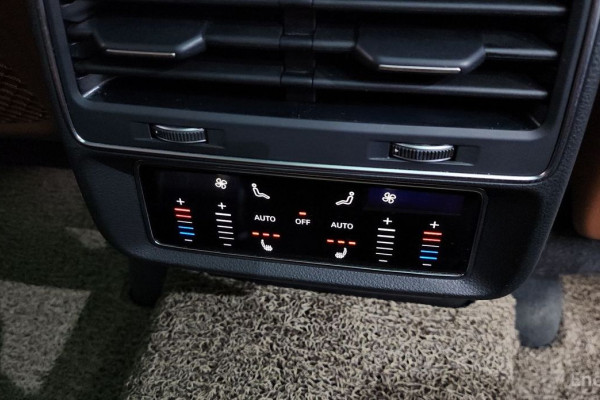 2022 Audi Q7 с пробегом 86 156 км