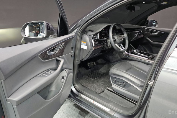 2021 Audi Q7 с пробегом 34 099 км