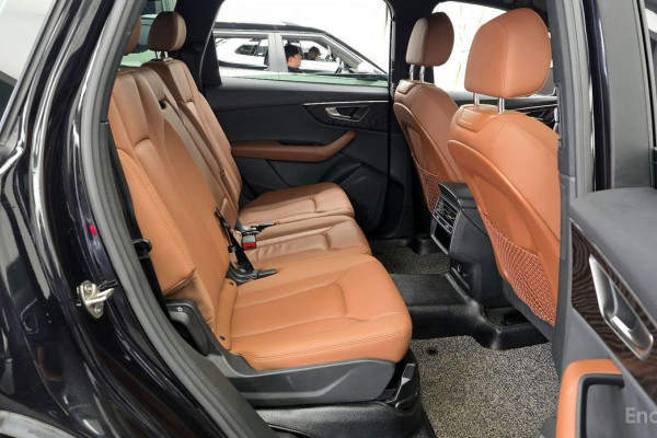 2020 Audi Q7 с пробегом 75 228 км