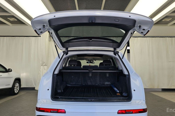 2021 Audi Q7 с пробегом 52 082 км