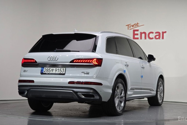 2022 Audi Q7 с пробегом 57 054 км