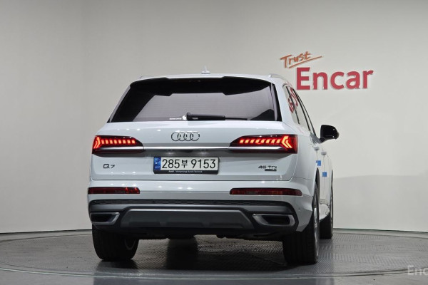 2022 Audi Q7 с пробегом 57 054 км
