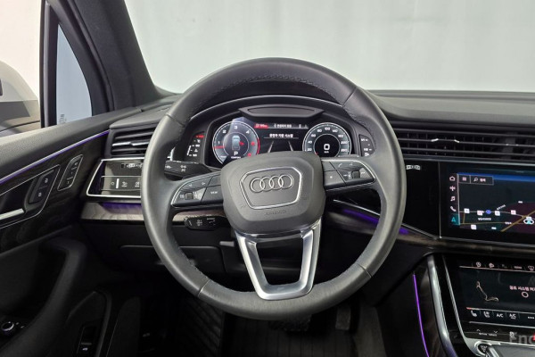 2022 Audi Q7 с пробегом 57 054 км