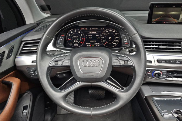 2019 Audi Q7 с пробегом 43 833 км