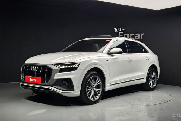 2020 Audi Q8 с пробегом 58 320 км