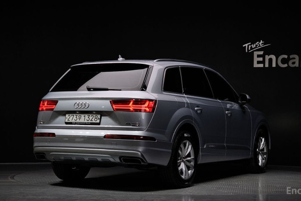 2019 Audi Q7 с пробегом 45 926 км