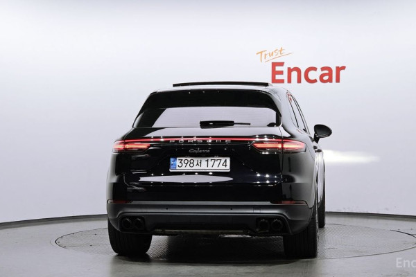 2022 Porsche Cayenne с пробегом 51 113 км