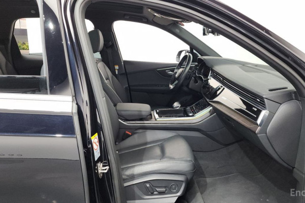 2021 Audi Q7 с пробегом 52 926 км