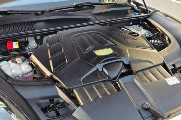 2022 Porsche Cayenne с пробегом 44 900 км