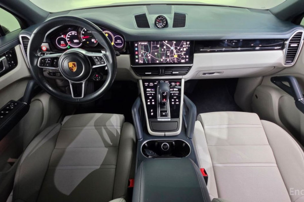 2022 Porsche Cayenne с пробегом 116 296 км