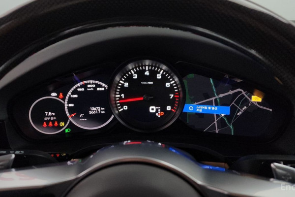 2022 Porsche Cayenne с пробегом 13 672 км