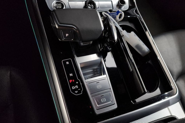 2021 Audi Q8 с пробегом 69 261 км