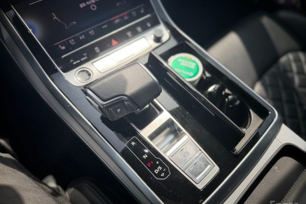 2021 Audi Q8 с пробегом 64 500 км