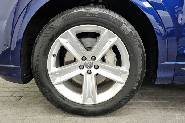 2021 Audi Q8 с пробегом 65 957 км