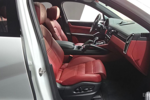 2022 Porsche Cayenne с пробегом 32 253 км