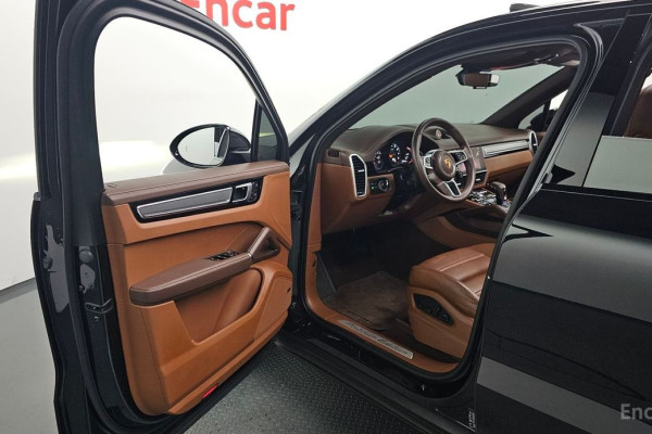 2022 Porsche Cayenne с пробегом 51 113 км