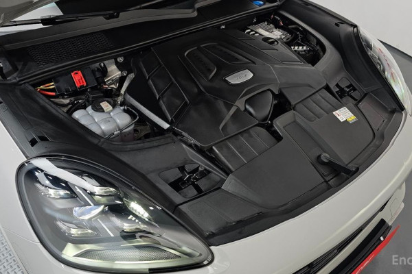 2023 Porsche Cayenne с пробегом 25 388 км