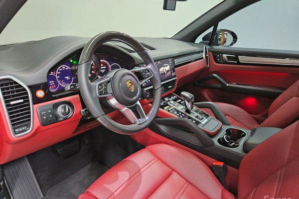 2022 Porsche Cayenne с пробегом 16 250 км