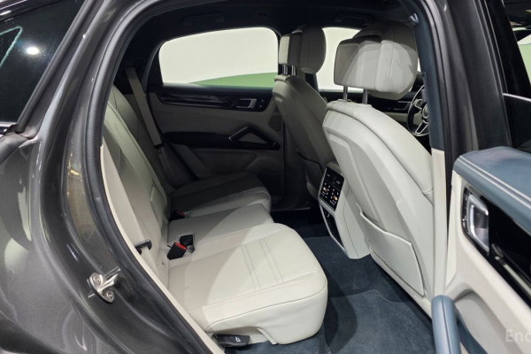 2022 Porsche Cayenne с пробегом 116 296 км