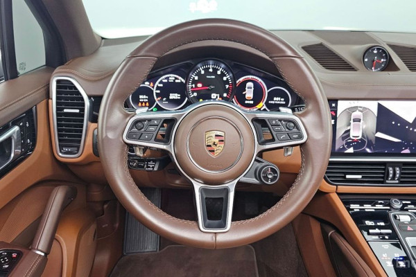 2022 Porsche Cayenne с пробегом 51 113 км