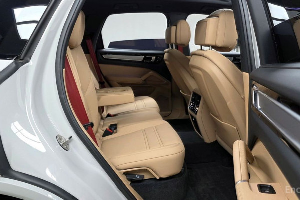 2022 Porsche Cayenne с пробегом 54 931 км