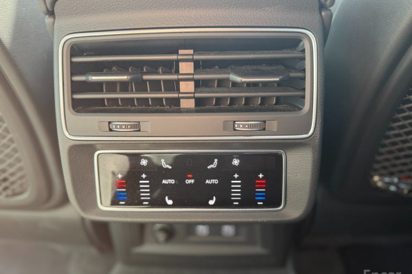 2021 Audi Q8 с пробегом 64 500 км