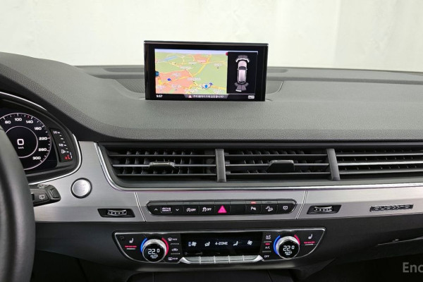 2019 Audi Q7 с пробегом 45 926 км