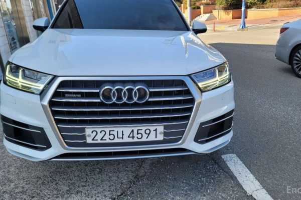 2019 Audi Q7 с пробегом 138 000 км