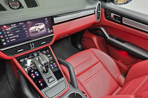 2022 Porsche Cayenne с пробегом 16 250 км