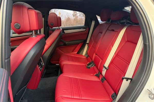 2023 Porsche Cayenne с пробегом 27 200 км