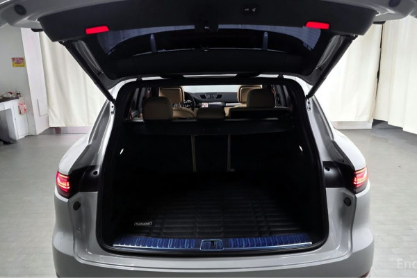 2022 Porsche Cayenne с пробегом 54 931 км