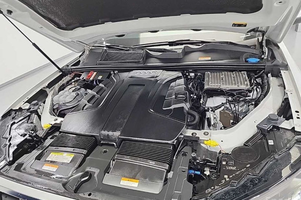 2021 Audi Q7 с пробегом 51 309 км