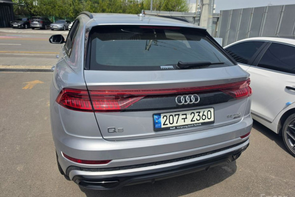 2021 Audi Q8 с пробегом 71 472 км