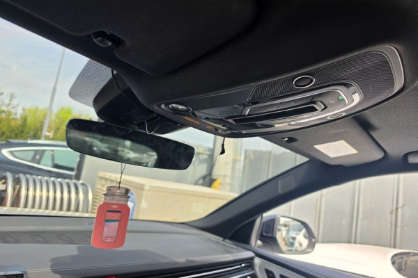 2021 Audi Q8 с пробегом 71 472 км