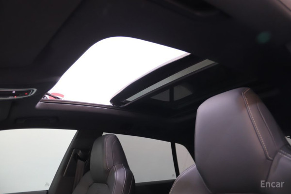 2021 Audi Q8 с пробегом 51 499 км