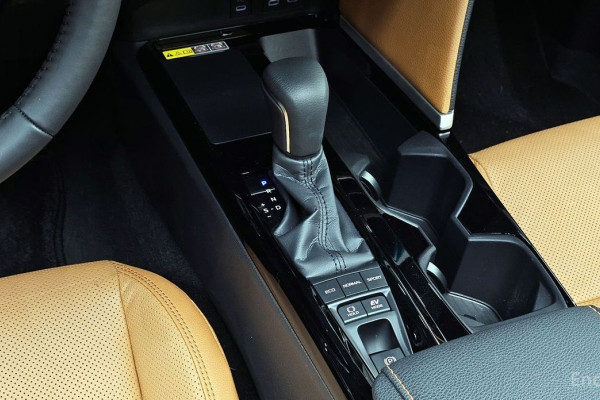 2025 Toyota Camry с пробегом 4 007 км