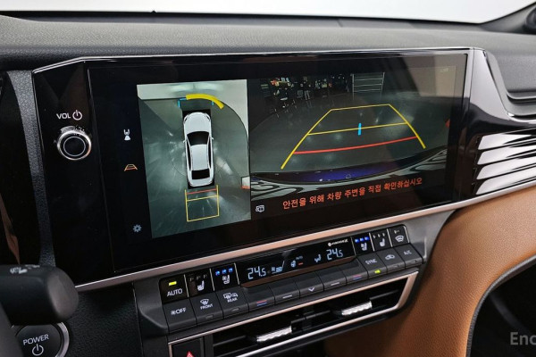 2025 Toyota Camry с пробегом 4 007 км