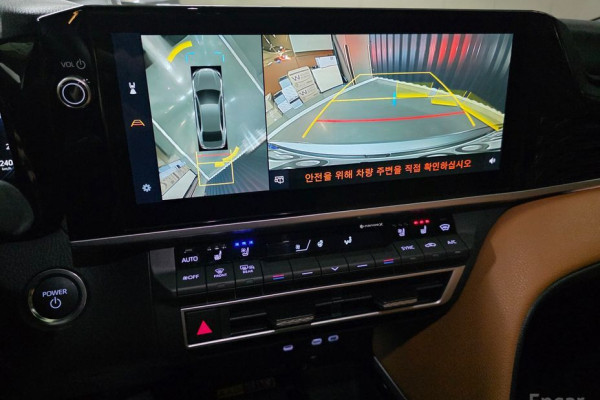 2025 Toyota Camry с пробегом 4 070 км