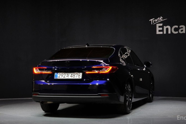 2025 Toyota Camry с пробегом 4 252 км