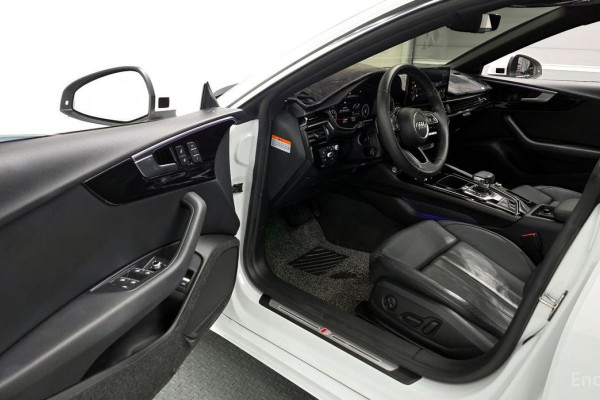 2020 Audi A5 с пробегом 93 248 км