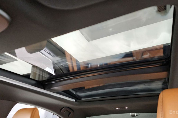 2025 Toyota Camry с пробегом 4 252 км