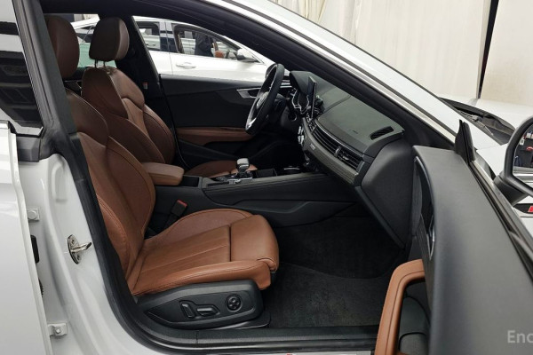 2023 Audi A5 с пробегом 48 759 км