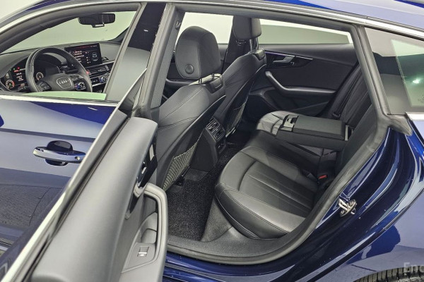 2022 Audi A5 с пробегом 42 433 км