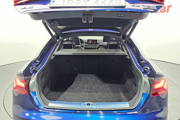 2022 Audi A5 с пробегом 42 433 км