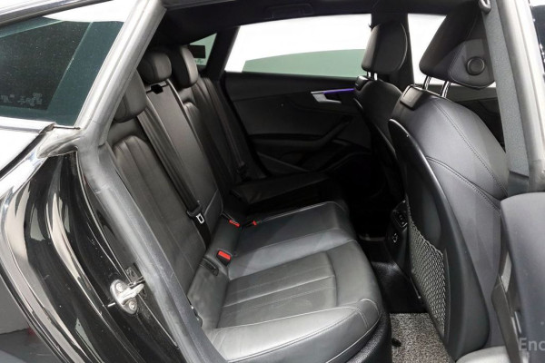 2020 Audi A5 с пробегом 75 808 км